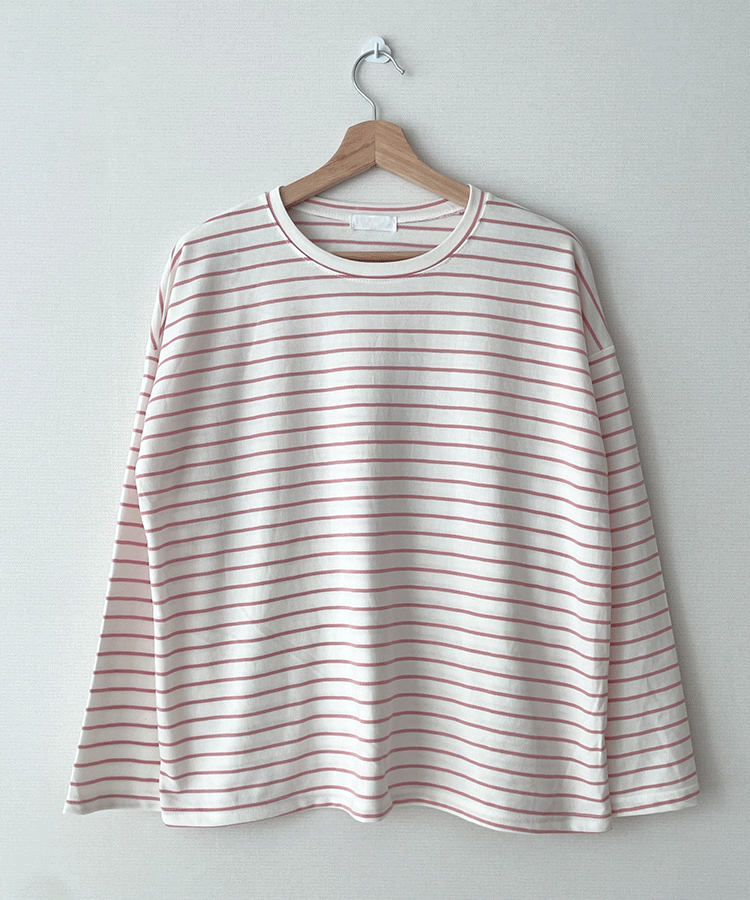 striped round neck t-shirt (스트라이프 라운드넥 티셔츠)